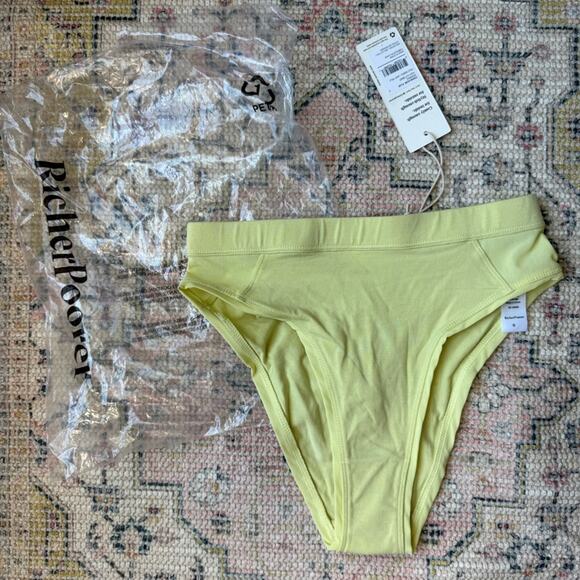 New Richer Poorer High Cut Cotton Brief in Pale Green Women’s size small - Picture 2 of 4